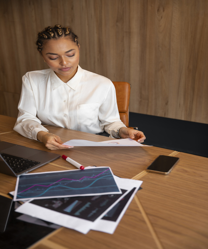 office worker using finance grap 1